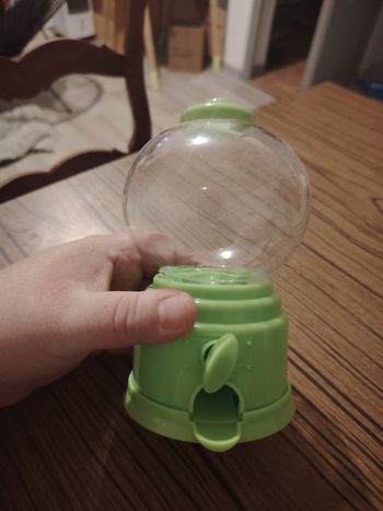 Distributeur de bonbons 