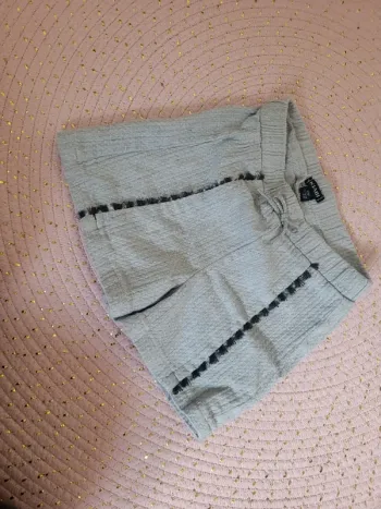 Short gris