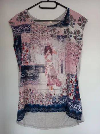 Joli t-shirt imprimé Camaïeu