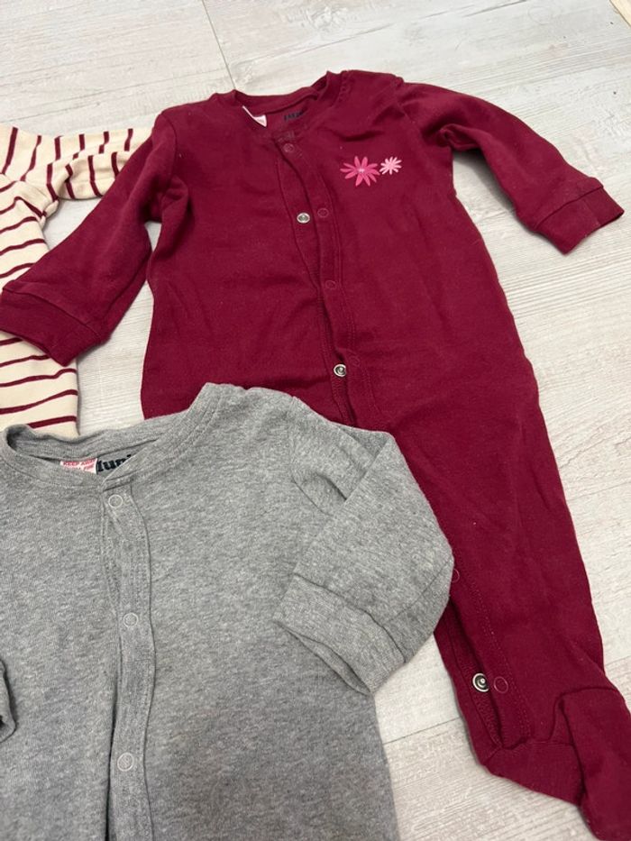 Lot de 3 pyjamas - photo numéro 3