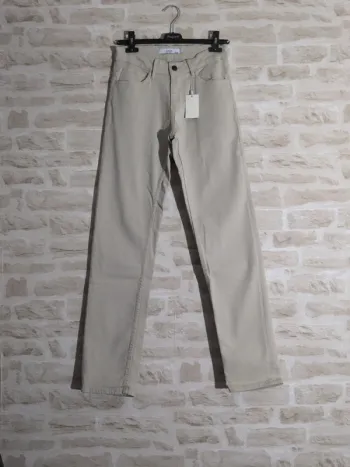 Pantalon Homme Celio – Taille 36-Creme – Neuf avec étiquette