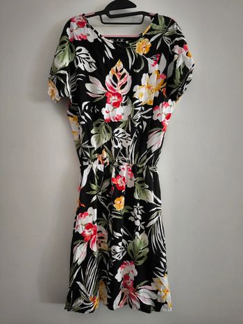Robe à fleurs taille L/XL (40-42)