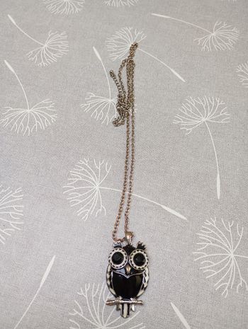 Collier hibou noir