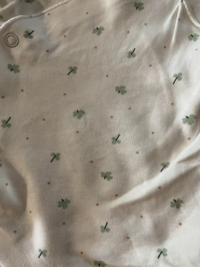 Ensemble kiabi 1 mois - photo numéro 2