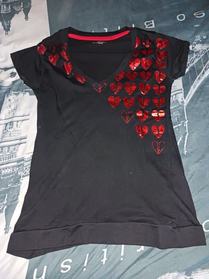 Tee shirt