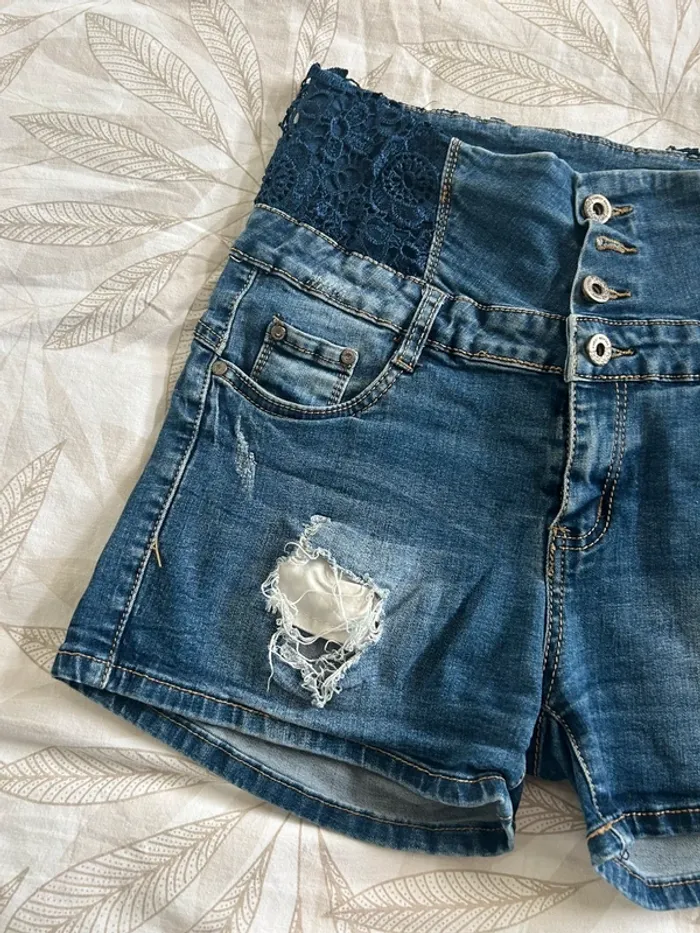 Shorts en jean femme - photo numéro 2