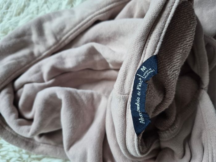 Sweat Abercrombie & Fitch beige - Taille M - Très bon état - photo numéro 5