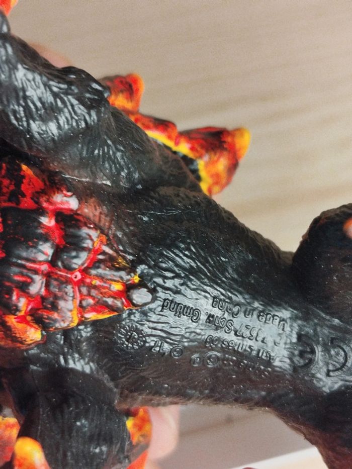 Schleich cerbère de lave Figurine Eldrador Animal imaginaire - photo numéro 6