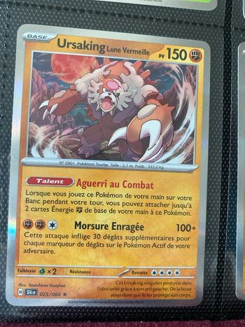 Carte Pokémon holographique neuf