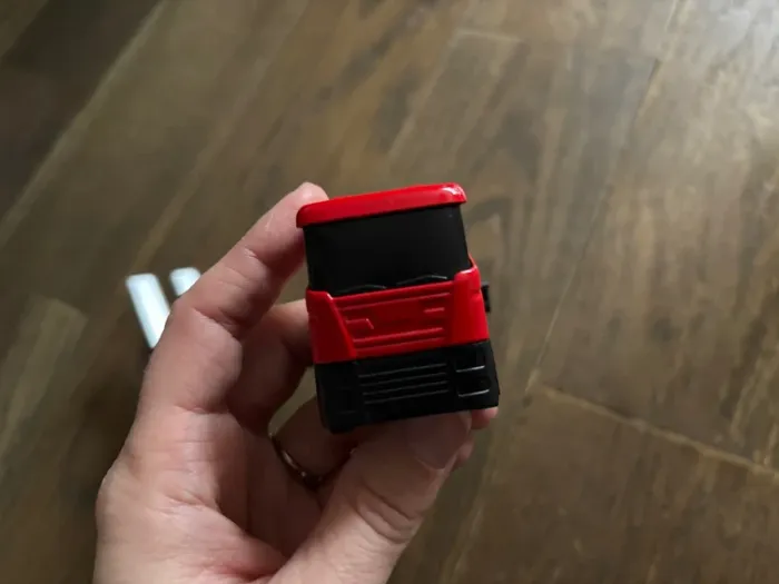 Camion miniature très bon état - photo numéro 2