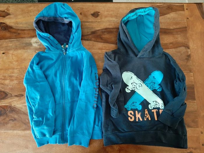 Lot de vêtements garçon 4 et 5 ans - photo numéro 4