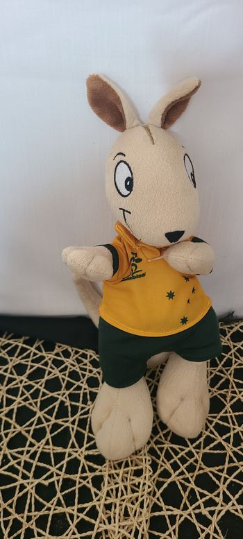 Mascotte de wallabies wallaby de l'an 2000 Wally le wallaby, rugby australien en peluche peluche