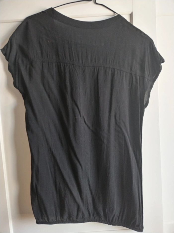 T-shirt leger - photo numéro 2