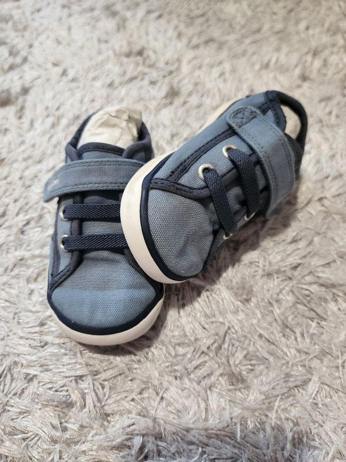 Baskets en toile Geox taille 22 - photo numéro 3