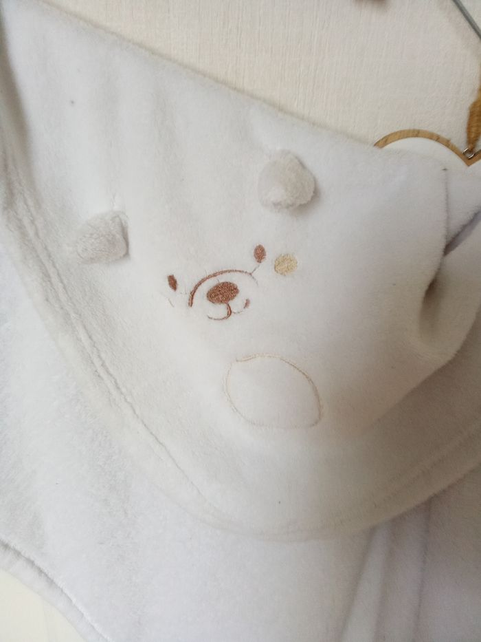 Couverture doudou blanc fine, longue tête de chien, oreilles - photo numéro 3