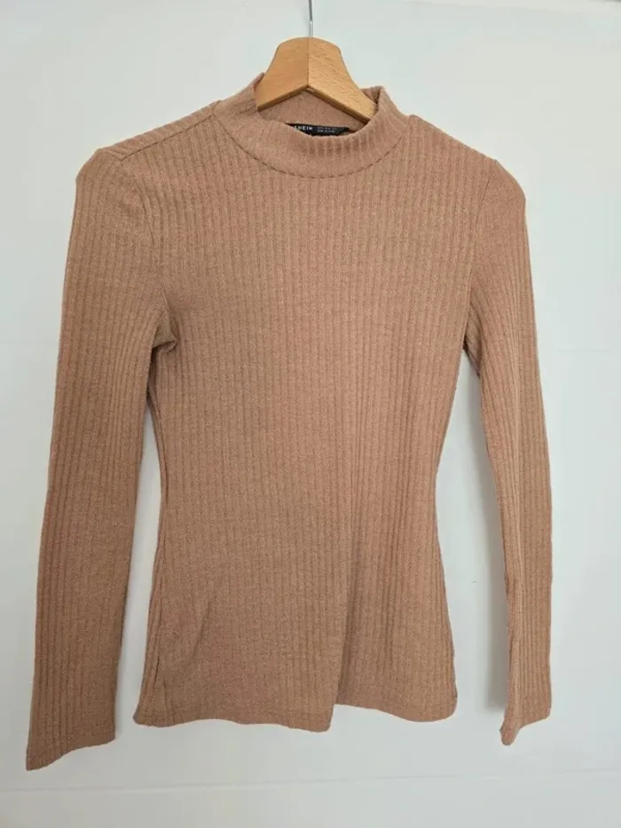 Pull fin rose poudré