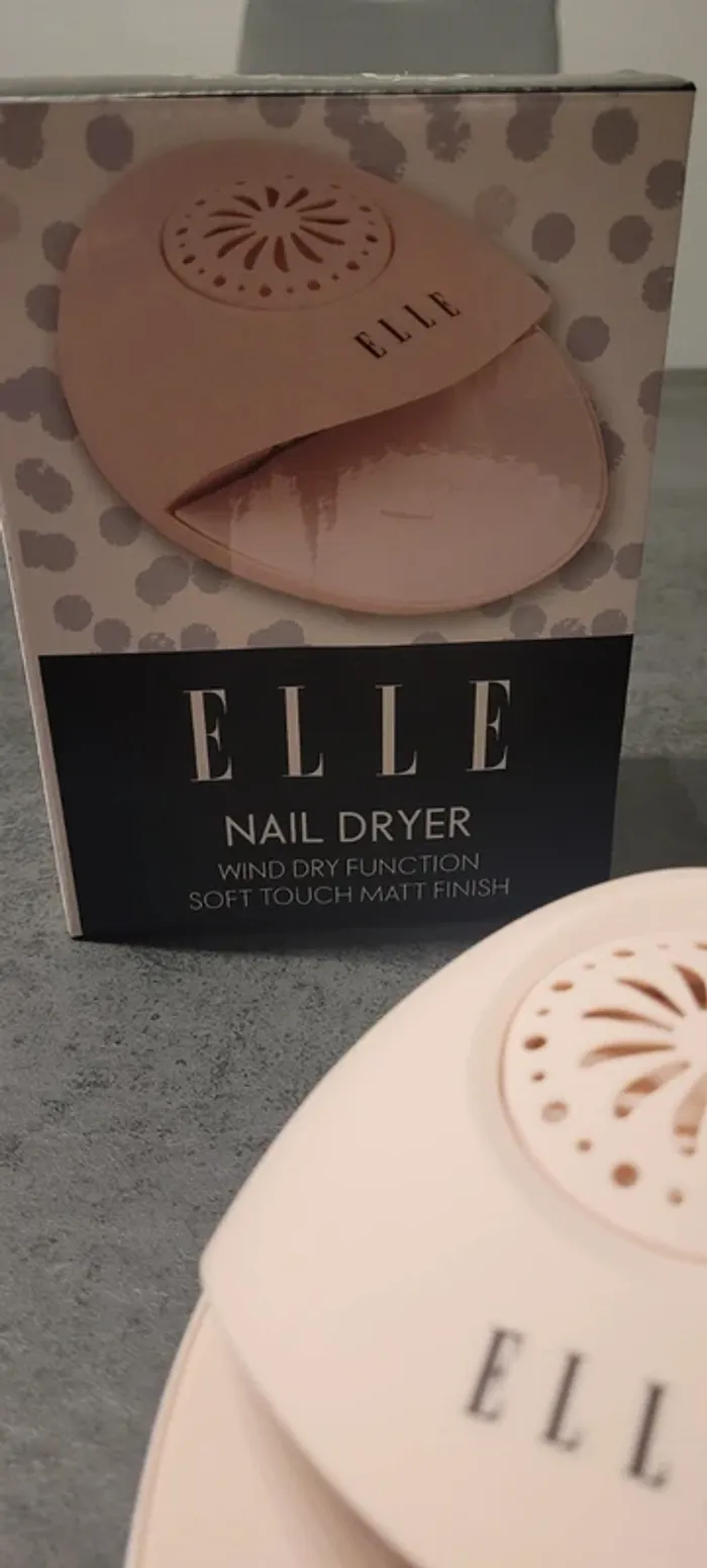Sèche ongles ELLE neuf
