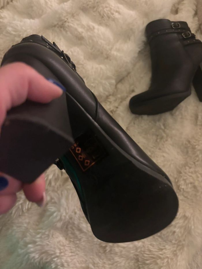 Bottines à talon tendance - photo numéro 7