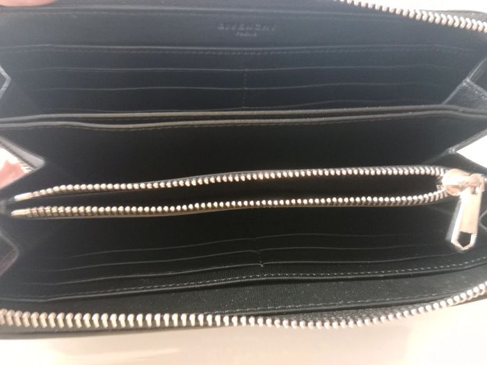 Porte feuille zippé Givenchy neuf - photo numéro 8
