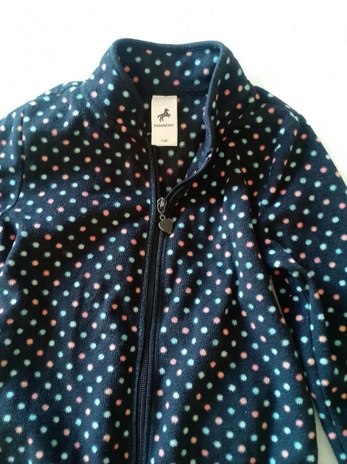 Petite veste  façon polaire noire a pois colorés - photo numéro 2