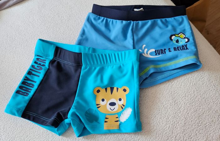 2 maillots de bain bleus garçon - Taille 2 ans