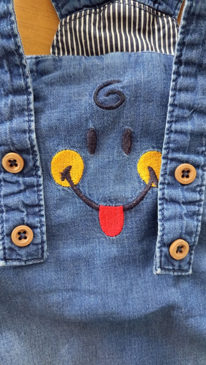 Salopette en jean + tee shirt 18 mois - photo numéro 6