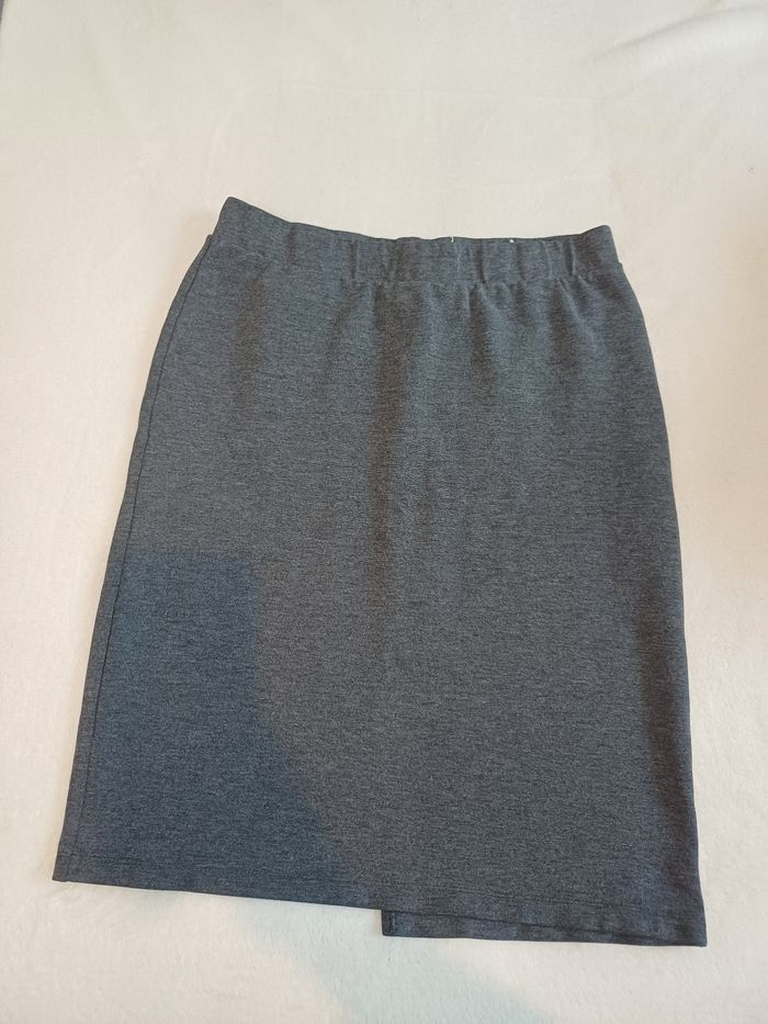 🧸Jupe femme taille 42/44 Esmara - photo numéro 2