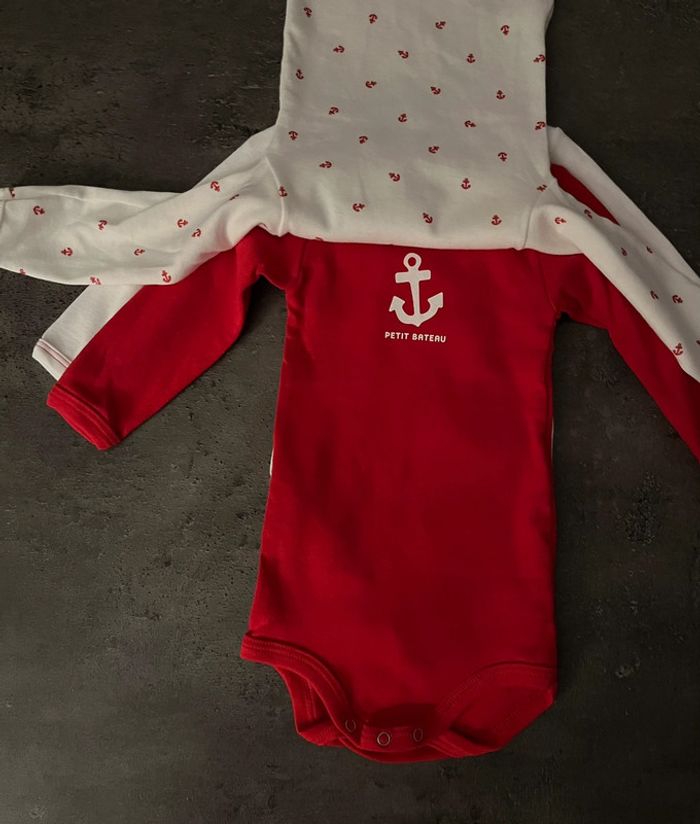 Lot de 3 bodies petit bateau (6 mois),Fille. - photo numéro 2