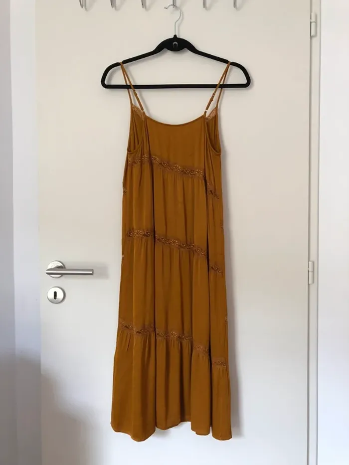 Robe à bretelle mi-longue ocre Les Petites taille S - photo numéro 7