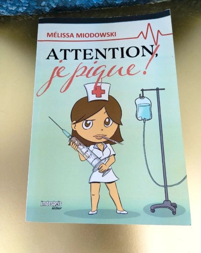 Livre de poche attention je pique - photo numéro 2