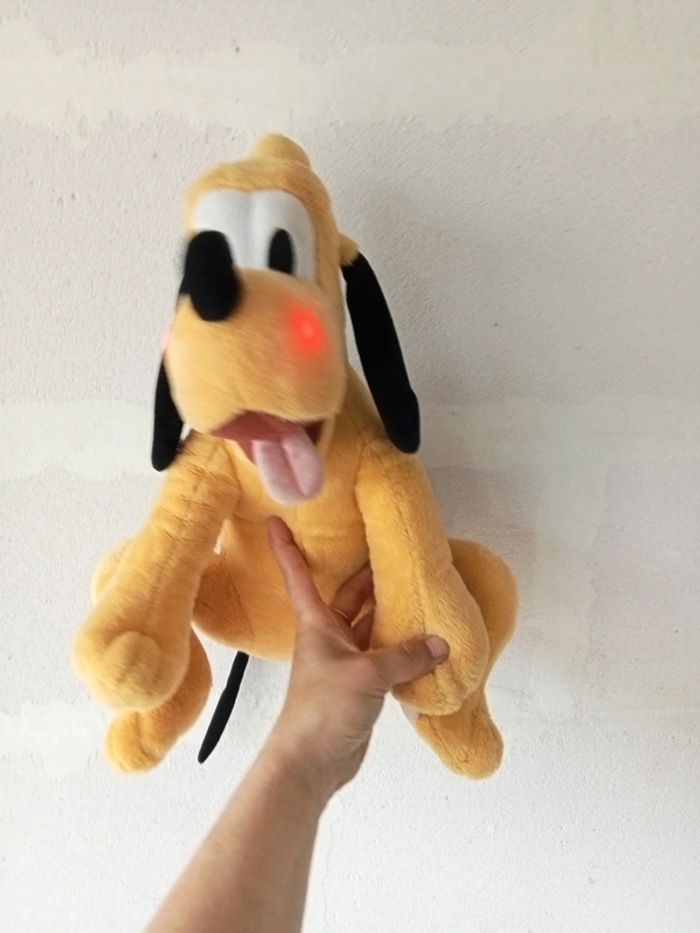 Peluche Disney pluto