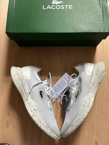 Lacoste Neo Run 40