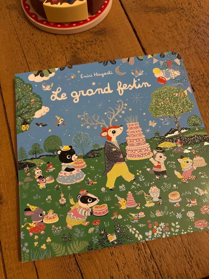 Livre Regarde Le grand festin Nathan