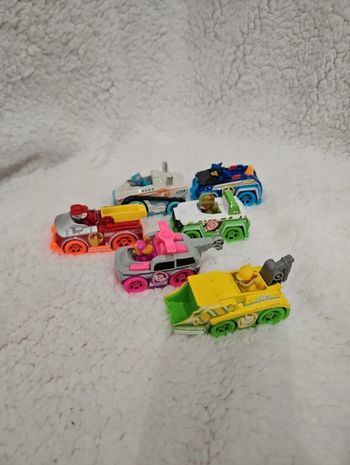 Vehicules pat patrouille métal neon