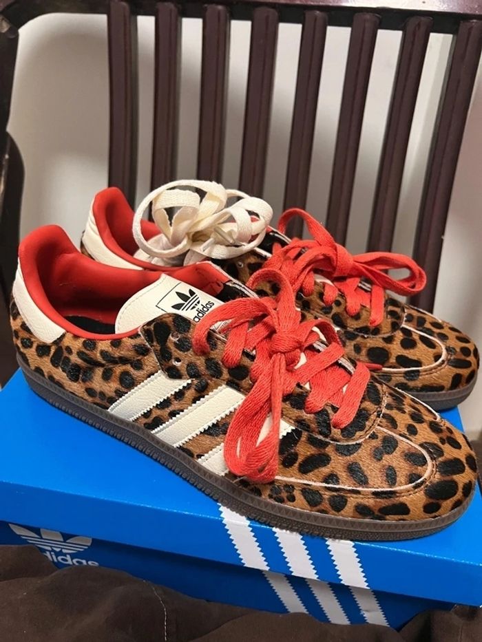 Adidas Samba OG Léopard rouge 40
