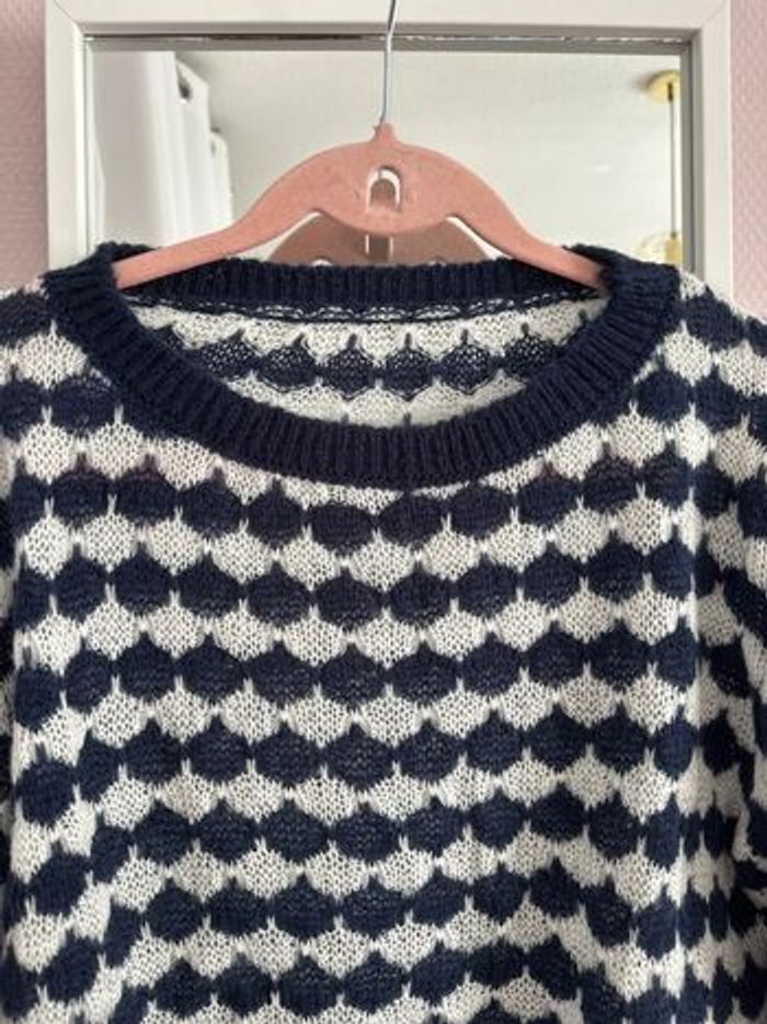 Pull blanc et bleu - photo numéro 3