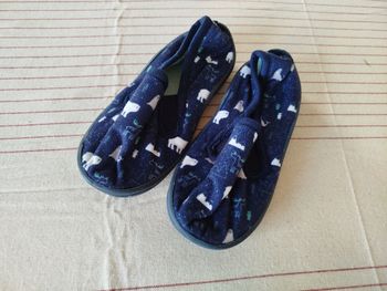 Chaussons pointure 25
