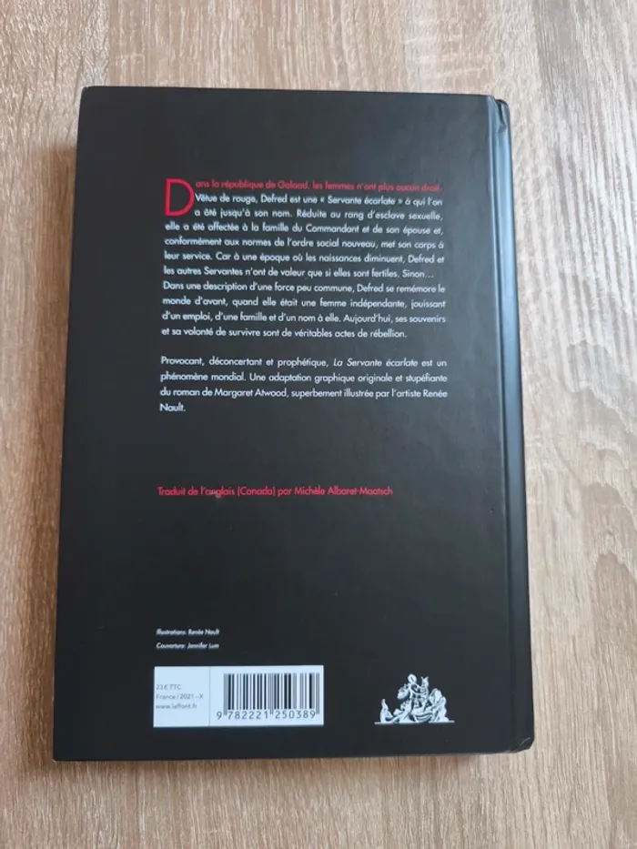 La servante ecarlate - roman graphique - photo numéro 2
