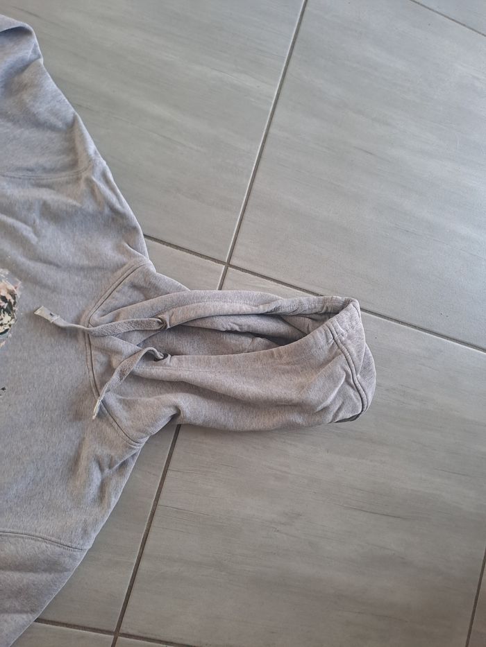 Sweat gris Audrey Hepburn Taille Small - photo numéro 4