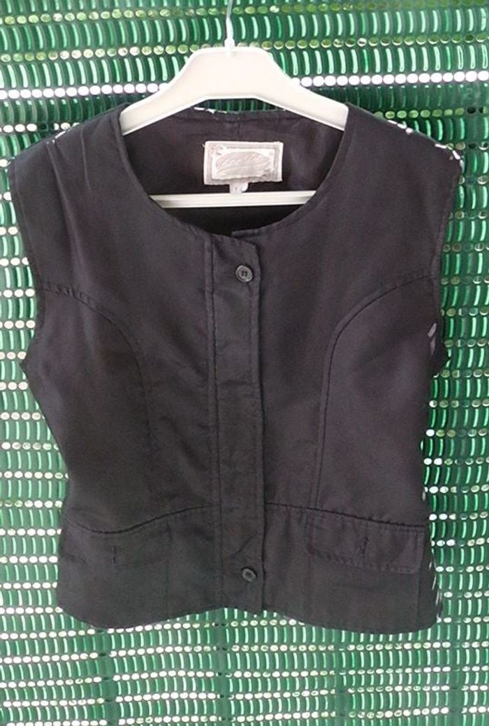 Gilet noir sans manche