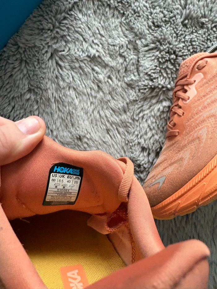 Baskets running hoka Arahi 6 corail taille | 40 - photo numéro 7