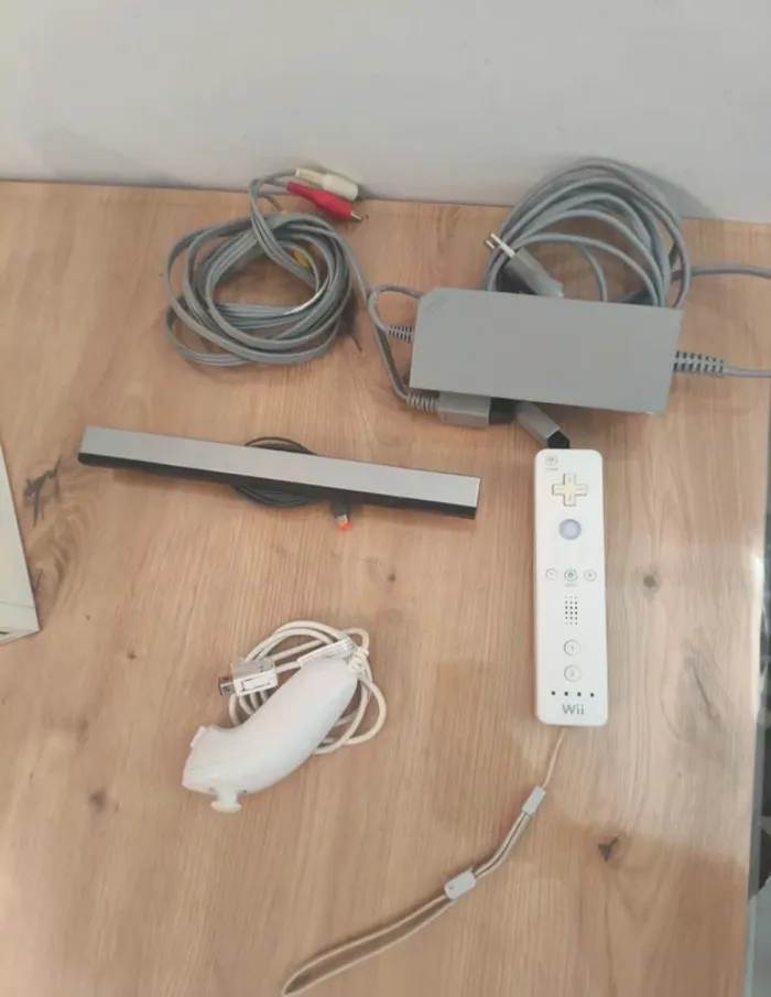 Nintendo Wii - photo numéro 2