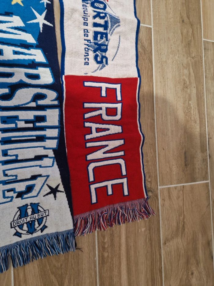 Lot d'echarpes de football  98 - photo numéro 15