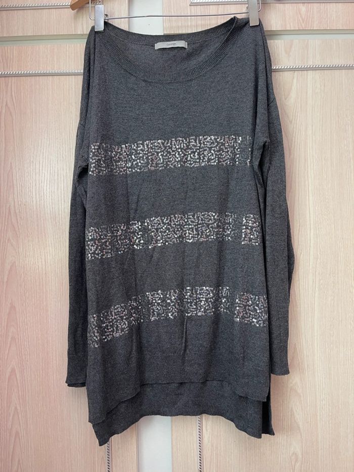 Pull fin