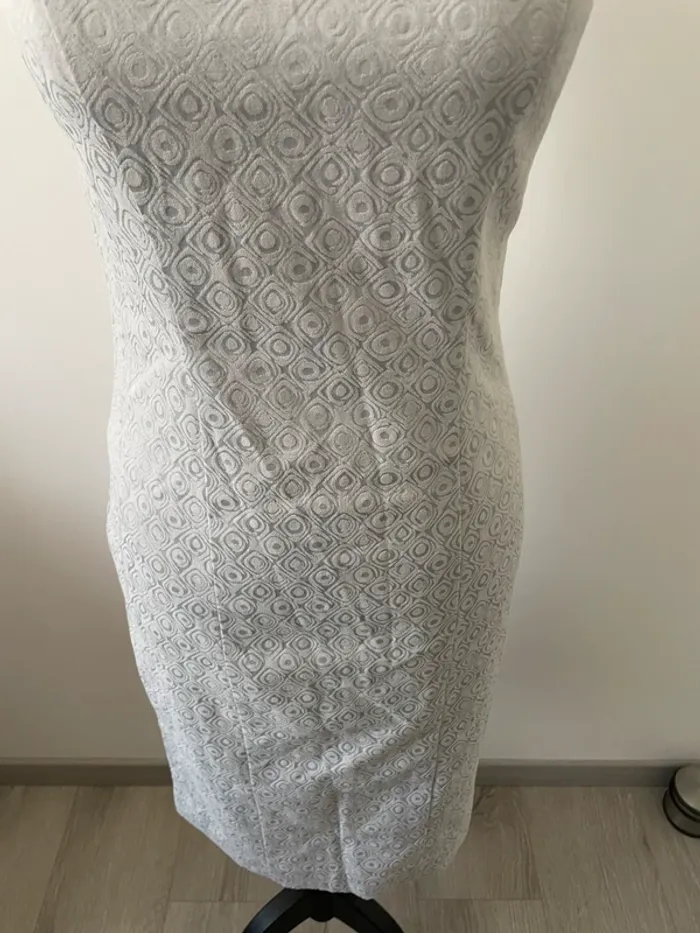 Robe fourreau grise BPC motif jacquard - Taille 38 - photo numéro 7