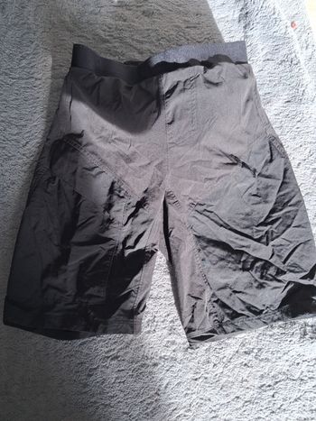 Cuissard / Short VTT Enfant avec protection rembourrée – Taille 8 ans (équivalent ~56 cm tour de taille
