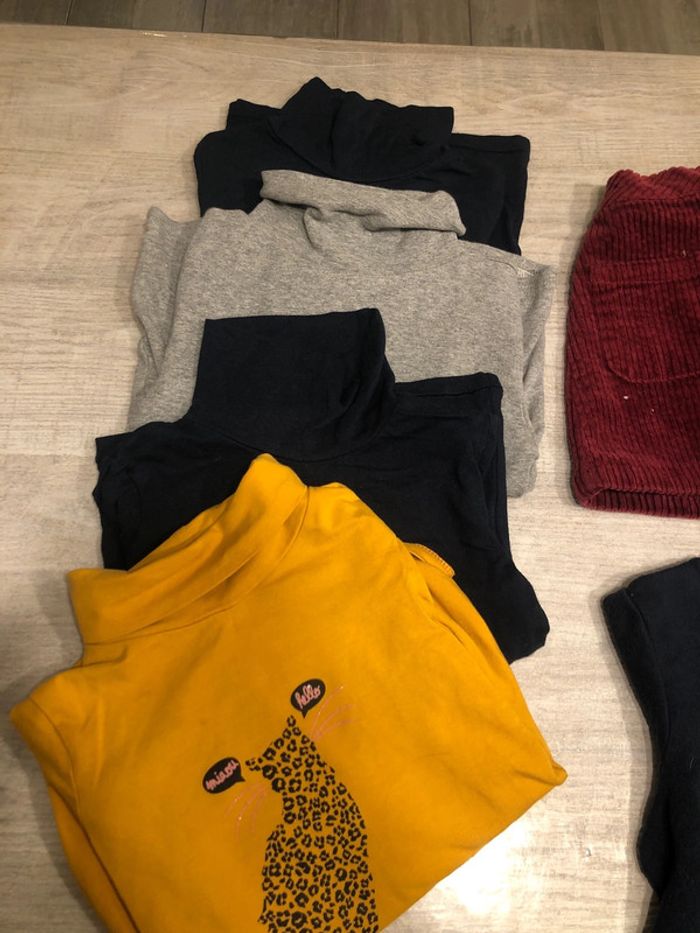 Lot 4 ans jupes pantalons sweats - photo numéro 3