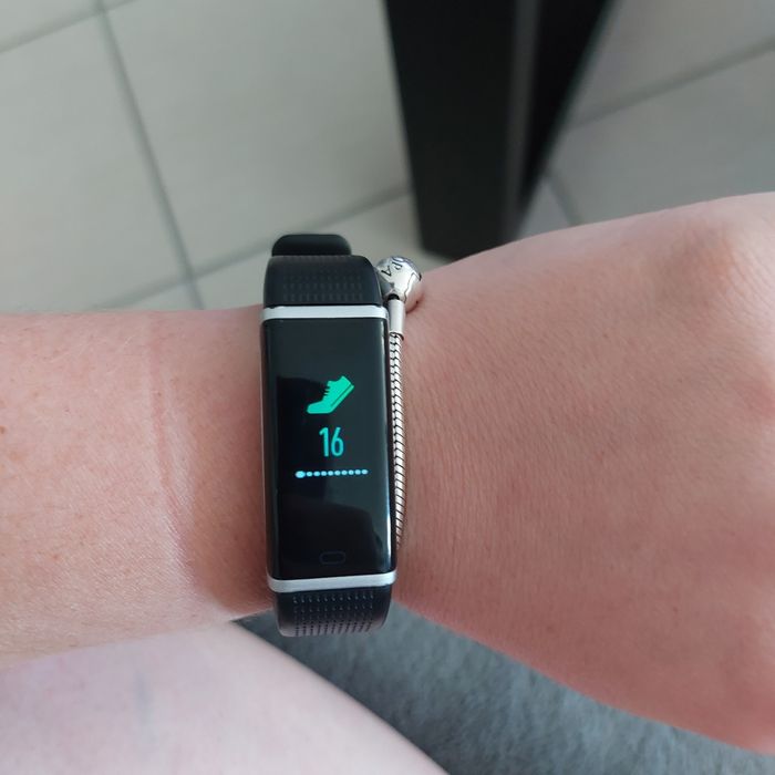 Montre connecté - photo numéro 3