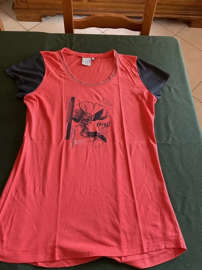 T-shirt miss trend