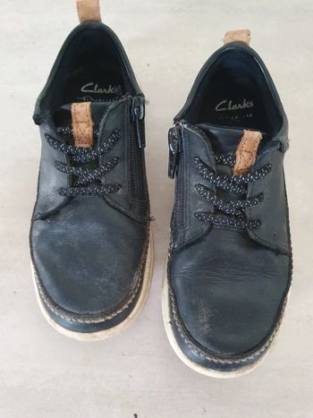 Chaussures pied fin taille 28